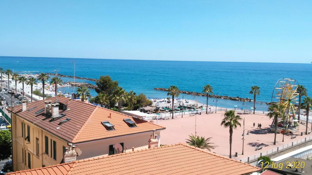 Casa Al Mare Appartement Ventimiglia Buitenkant foto