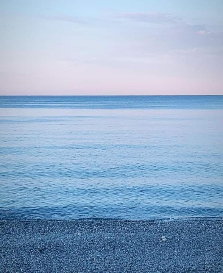 Casa Al Mare Appartement Ventimiglia Buitenkant foto