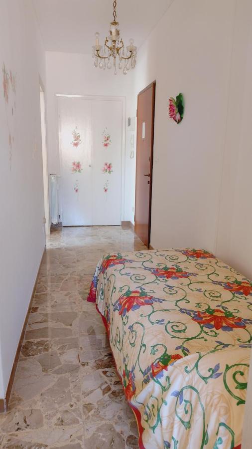 Casa Al Mare Appartement Ventimiglia Buitenkant foto