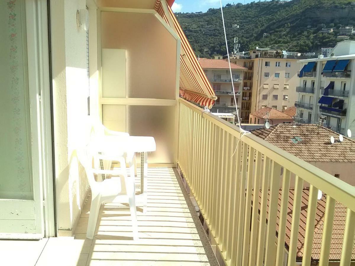 Casa Al Mare Appartement Ventimiglia Buitenkant foto