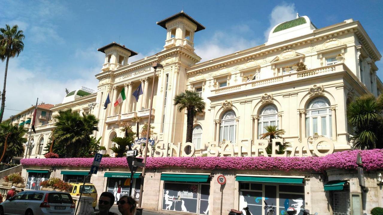 Casa Al Mare Appartement Ventimiglia Buitenkant foto